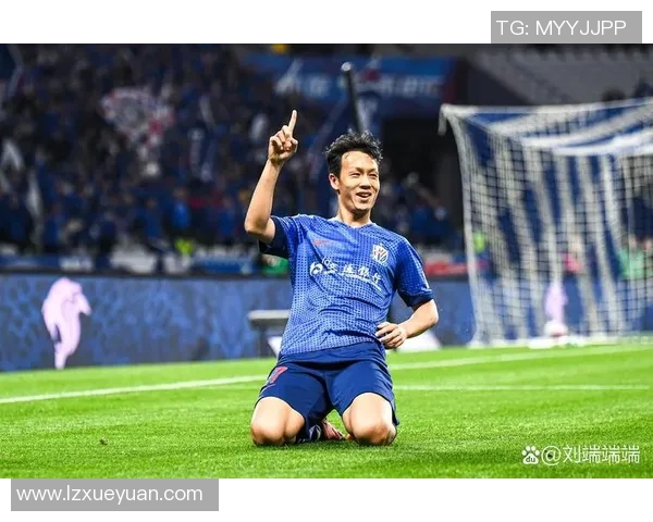 中超联赛最佳年轻球员推荐与赛季表现全面分析