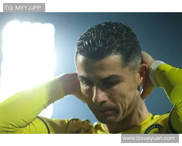 C罗暗示退役时间，球迷炸锅！